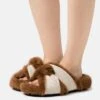 By Malene Birger Moria - Pantuflas - Wood 2 By Malene Birger Moria - Pantuflas - Wood -Tienda De Moda Femenina 0675f70d01ee45c393614850fc03b86d