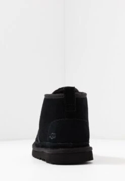 Ugg Neumel - Botines Bajos - Black 14 Ugg Neumel - Botines Bajos - Black -Tienda De Moda Femenina 0a26d5a9439f4fbba3c2916697efa44c