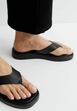 New Look Chunky Toe Post Flip Flops - Sandalias De Dedo - Black