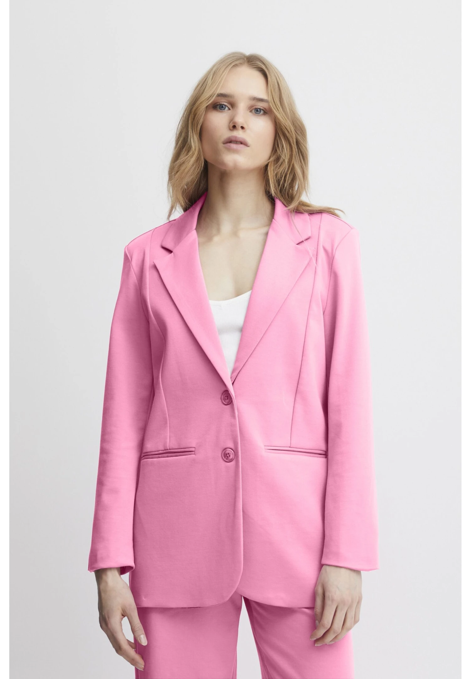 ICHI Ihkate Sus Oversize Bl - Blazer - Super Pink 3 ICHI Ihkate Sus Oversize Bl - Blazer - Super Pink