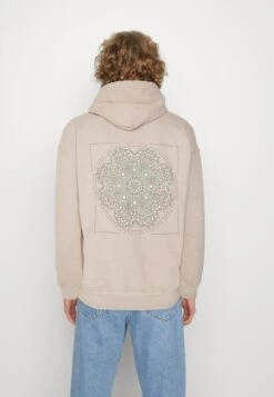 BDG Urban Outfitters Mandala Hoodie Unisex - Jersey Con Capucha - Beige 10 BDG Urban Outfitters Mandala Hoodie Unisex - Jersey Con Capucha - Beige -Tienda De Moda Femenina 12ca073c354f42f3bebe5585aef5bea0