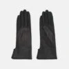 Fanny - Guantes - Tnoir/Carmin 1 Fanny - Guantes - Tnoir/Carmin -Tienda De Moda Femenina 13a775957d5d4708a0861c18c8108d46