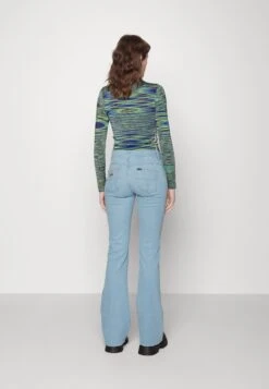 LOIS Jeans Raval - Vaqueros Bootcut -Harry Silver 10 LOIS Jeans Raval - Vaqueros Bootcut -Harry Silver -Tienda De Moda Femenina 1477aadbcf6044569588290c57cb5eca