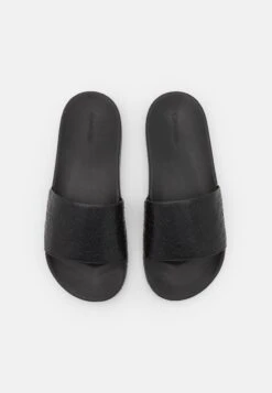 Calvin Klein Chanclas De Baño - Black Mono 13 Calvin Klein Chanclas De Baño - Black Mono -Tienda De Moda Femenina 1522b7ba8efb40f986d2c9748b1e2144