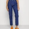 Calvin Klein Jeans Mom - Vaqueros Boyfriend - Denim Medium