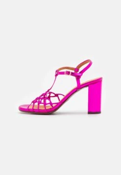 Chie Mihara Bassi - Sandalias De Tacón - Citroen Fuxia 10 Chie Mihara Bassi - Sandalias De Tacón - Citroen Fuxia -Tienda De Moda Femenina 17faec54f57e47e090f7409db0b60550