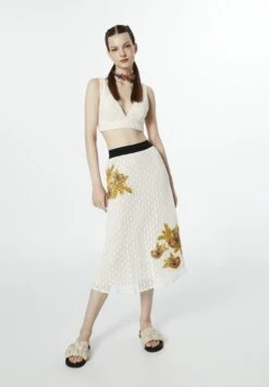 Twist Embroidered With Patch - Falda Acampanada - Ecru