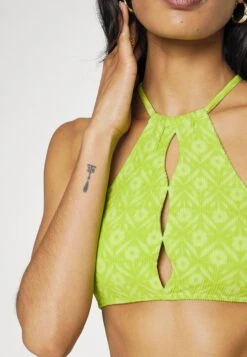 Billabong Thats Cute High Neck - Top De Bikini - Sweet Lime 13 Billabong Thats Cute High Neck - Top De Bikini - Sweet Lime -Tienda De Moda Femenina 2097ab2839f446ccb503c315f12cad9e