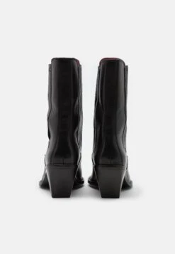 Bronx Low Kole - Botas Camperas - Black 11 Bronx Low Kole - Botas Camperas - Black -Tienda De Moda Femenina 2b7825ac7a8a4a879b4f31f0c1acb54c