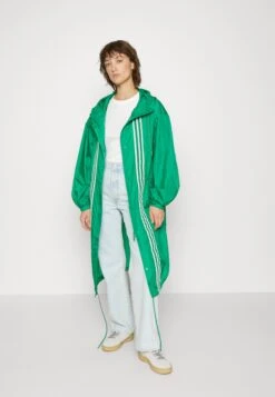 Adidas Originals Adicolor 70S Shiny - Parka - Green -Tienda De Moda Femenina 2f1a49718d48427991a645fbf6a43d7b