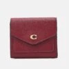 Coach Crossgrain- Monedero - Cherry 1 Coach Crossgrain- Monedero - Cherry -Tienda De Moda Femenina 2f78a517c48c4021b39503f73611a014