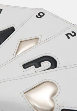 Furla Board Games Coin Case - Monedero - Toni Marshmallow 9 Furla Board Games Coin Case - Monedero - Toni Marshmallow -Tienda De Moda Femenina 2fac061f606c427ea2d936302756dfe8