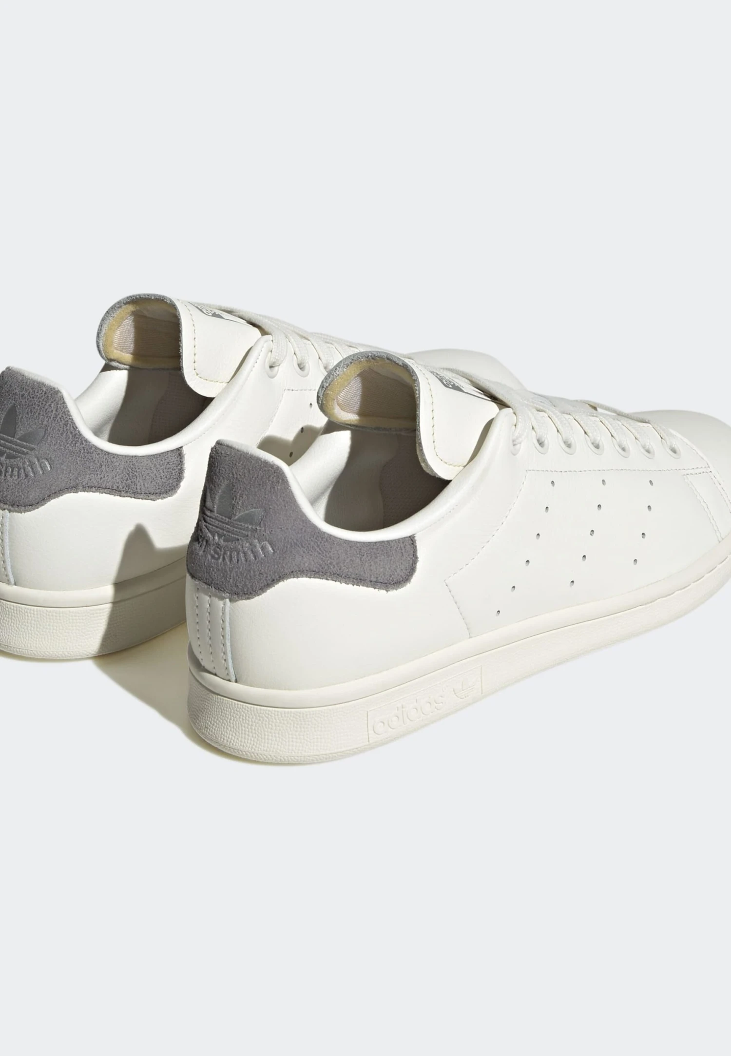 Adidas Originals Stan Smith Unisex - Zapatillas - Core White Off White Pantone 7 Adidas Originals Stan Smith Unisex - Zapatillas - Core White Off White Pantone - Imagen 5