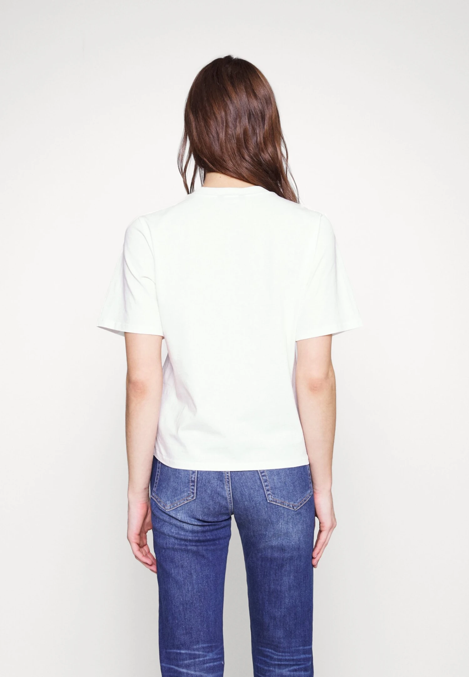 7 For All Mankind Mankind Tee- Camiseta Estampada - White 5 7 For All Mankind Mankind Tee- Camiseta Estampada - White - Imagen 3