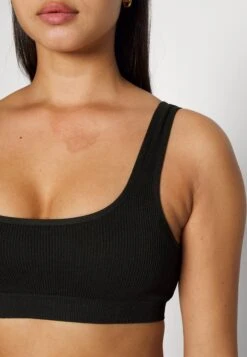 ONLY Onlvicky Seamless Bra 2 Pack - Top - Ashley Blue/Black -Tienda De Moda Femenina 3c3de04396fb4e9295866f4d6a73a9c9