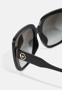 Michael Kors Mallorca - Gafas De Sol - Black -Tienda De Moda Femenina 3d2efb90695e4eb887baf0a177f0f32c