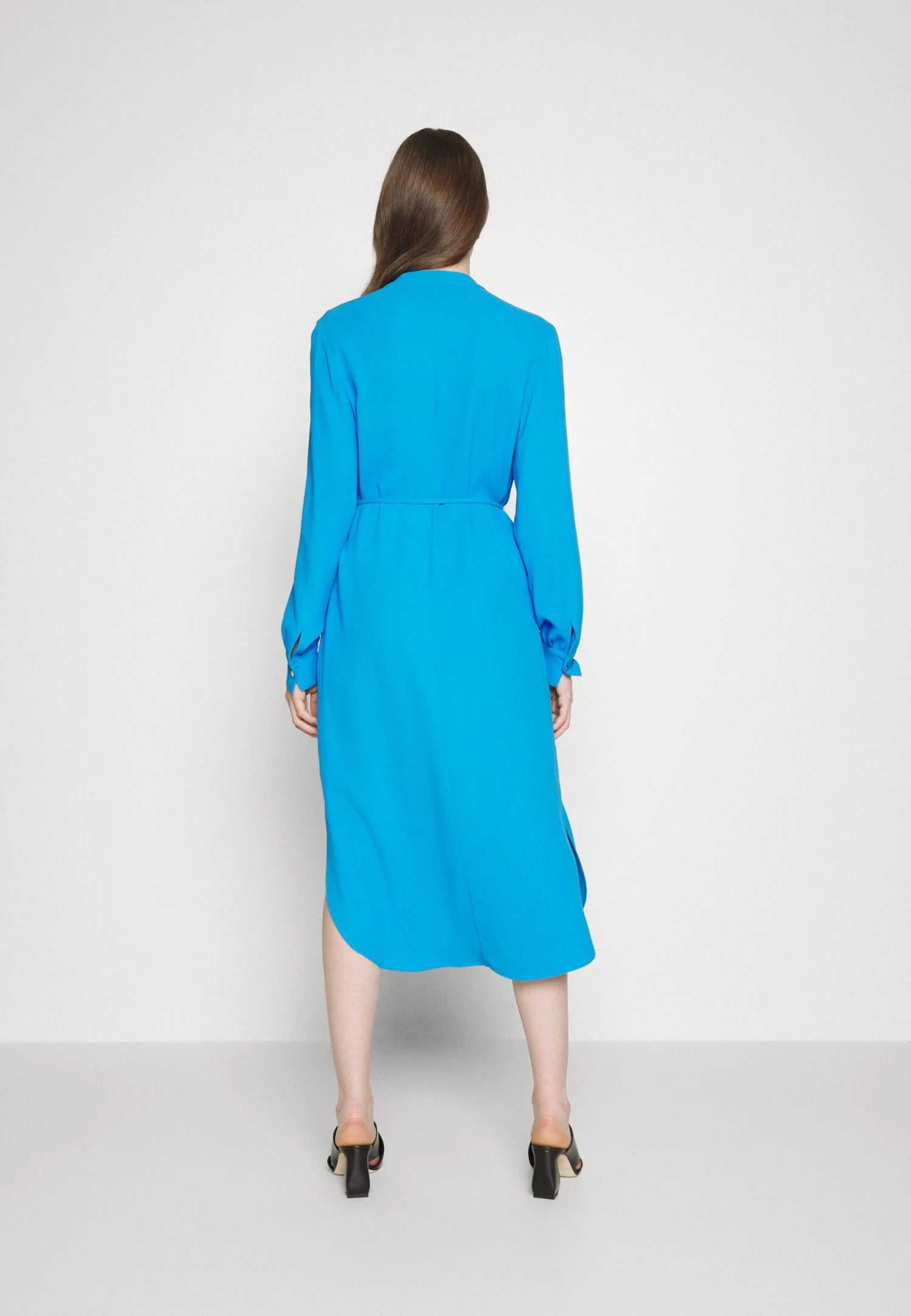Boss Belted Shirt Dress With Collarless Styling And Button Cuffs - Vestido Informal - Bright Blue 5 Boss Belted Shirt Dress With Collarless Styling And Button Cuffs - Vestido Informal - Bright Blue - Imagen 3