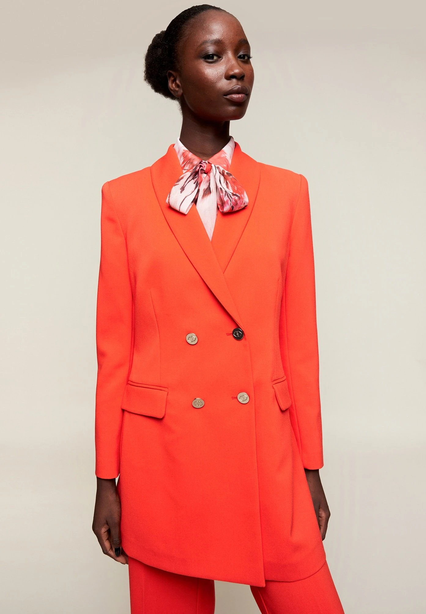 Lunga Doppiopetto - Abrigo Corto - Rosso 3 Lunga Doppiopetto - Abrigo Corto - Rosso