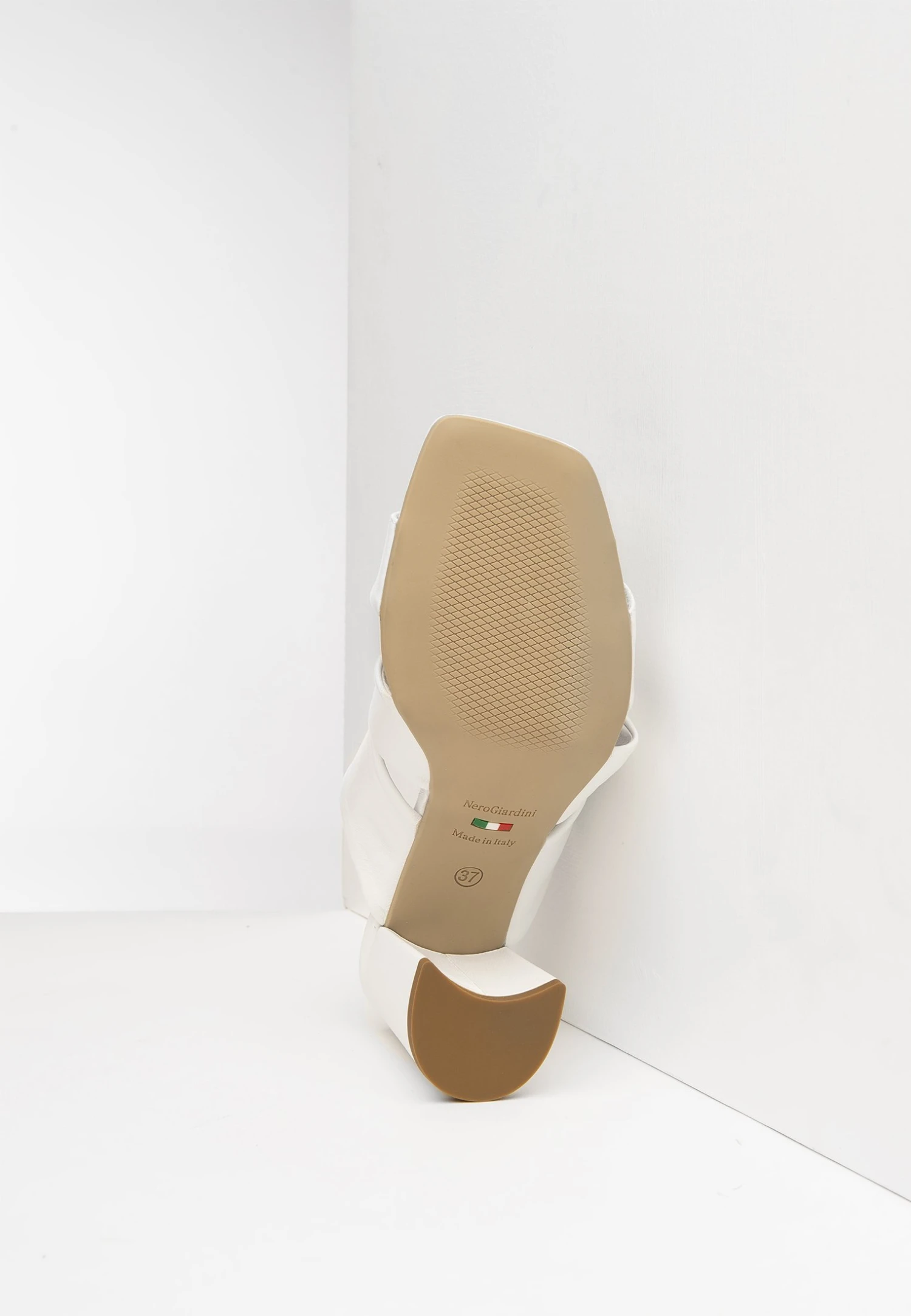 NeroGiardini Sandalias - Bianco 7 NeroGiardini Sandalias - Bianco - Imagen 5