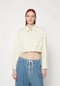 Filippa K Cropped Zip Jacket - Chaquetas Bomber - Butter -Tienda De Moda Femenina 4183751ed8b8479690eeb14b4ef0637c