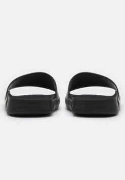 Havaianas Slide Classic - Chanclas De Baño - Black -Tienda De Moda Femenina 46492a3d68734220b1e29aba8b5c1f24