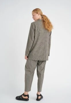 InWear Sonialiw Paxton - Pantalones - Sandstone Black -Tienda De Moda Femenina 4f247f59ccfb4628bece6da93f549650