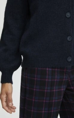 Ichi Ihkamara Ca3 - Chaqueta De Punto - Total Eclipse 11 Ichi Ihkamara Ca3 - Chaqueta De Punto - Total Eclipse -Tienda De Moda Femenina 4f3214ae6c2642cc973515aded768b23