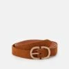 Pieces Pcjuva Jbelt - Cinturón - Cognac/Gold-Coloured 1 Pieces Pcjuva Jbelt - Cinturón - Cognac/Gold-Coloured -Tienda De Moda Femenina 5182197661b841b6b8acbb9c0c353f8a