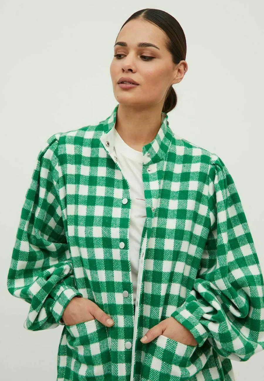 Vila Abrigo Corto - Jelly Bean 6 Vila Abrigo Corto - Jelly Bean - Imagen 4