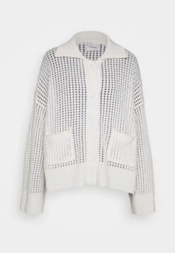 Holzweiler Tired Cardigan - Chaqueta De Punto - Ecru 14 Holzweiler Tired Cardigan - Chaqueta De Punto - Ecru -Tienda De Moda Femenina 5430e84d0aeb4fb1ac9d2c3b79f012c4