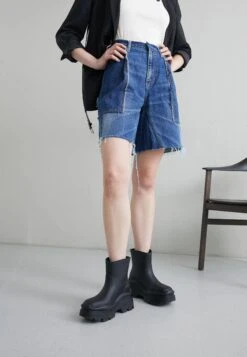 Relaxed Fit Reworked - Shorts Vaqueros - Dark Blue