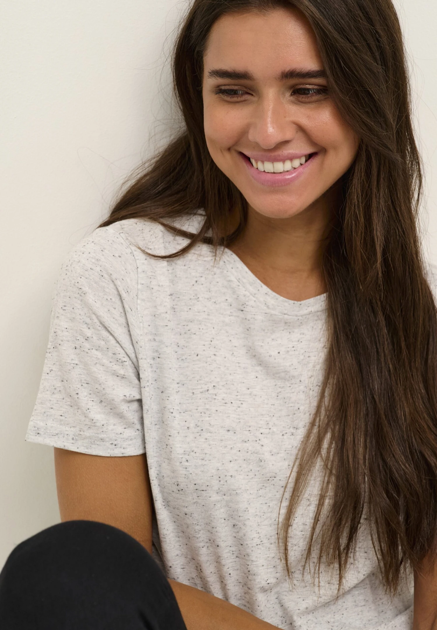 Kaffe Camiseta Estampada - Light Grey Melange 6 Kaffe Camiseta Estampada - Light Grey Melange - Imagen 4