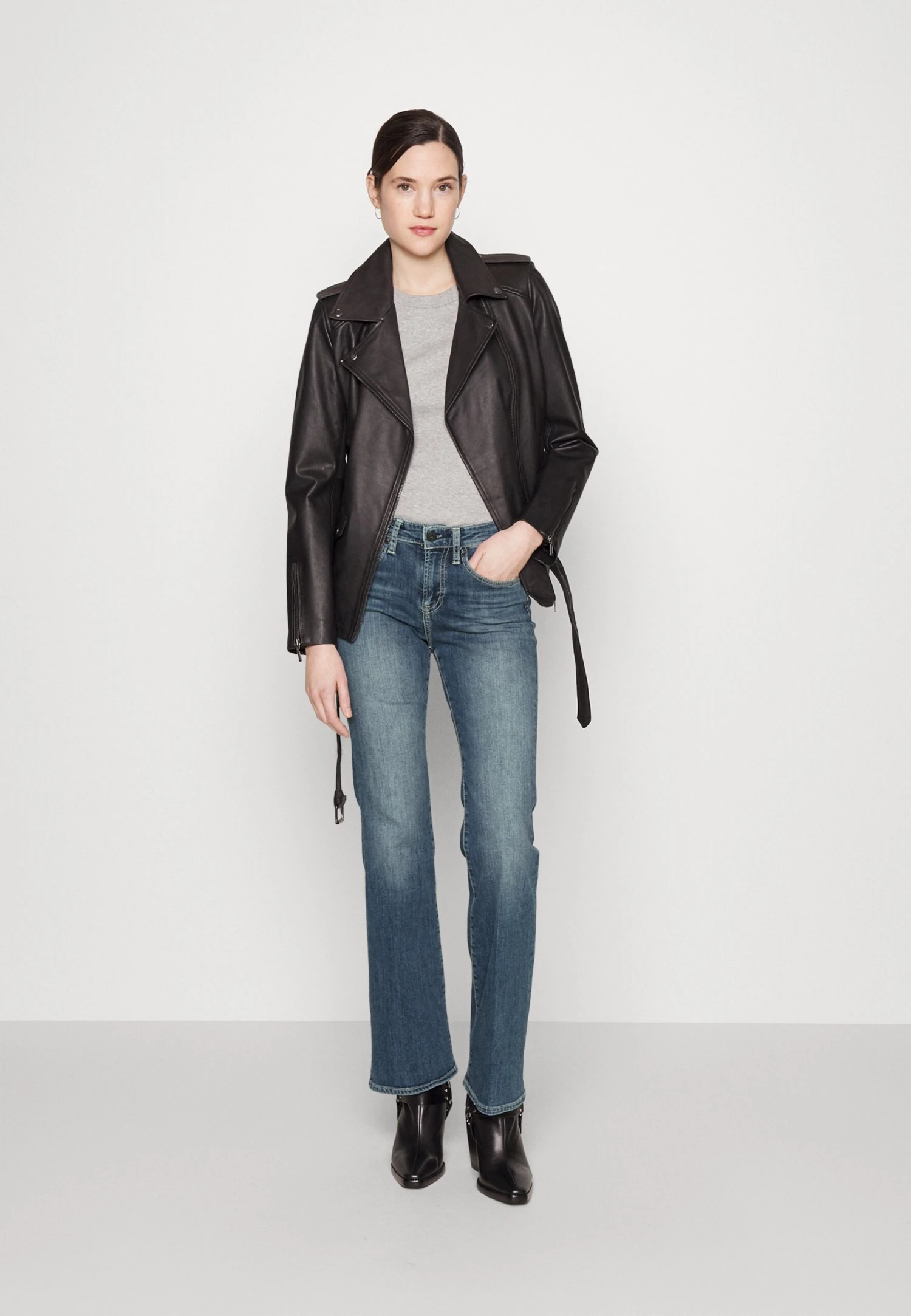 AG Jeans Sophie - Vaqueros Bootcut - Lola 4 AG Jeans Sophie - Vaqueros Bootcut - Lola - Imagen 2
