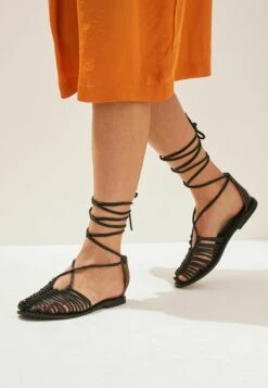 Next Forever Comfort Wrap Huarache Flats Standard - Bailarinas Con Hebilla - Black