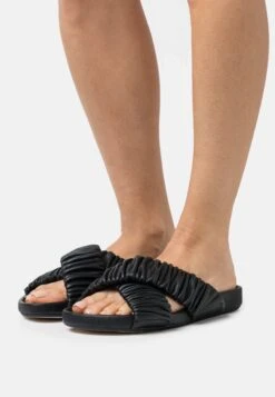 Nubikk Kathy Ruffle - Sandalias Planas - Black