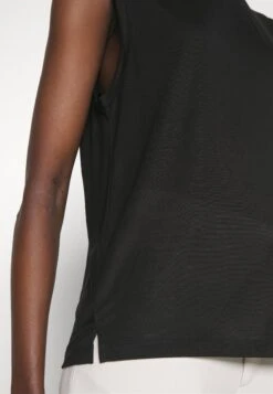 Filippa K V-Neck Tank- Top - Black 17 Filippa K V-Neck Tank- Top - Black -Tienda De Moda Femenina 70cc33daaf284ea6aafc78d24a9caad3
