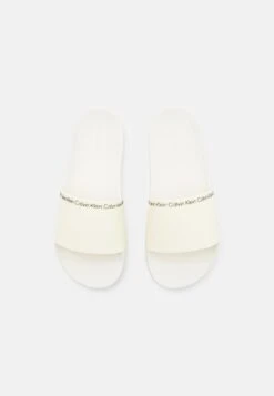 Calvin Klein Pool Slide - Chanclas De Baño - Marshmallow 11 Calvin Klein Pool Slide - Chanclas De Baño - Marshmallow -Tienda De Moda Femenina 7302fe5a9d76412b8025bb12731c759e