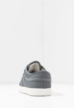 Kawasaki Original - Zapatillas - Turbulence Grey -Tienda De Moda Femenina 77c6632850e4461ba3be713420938108