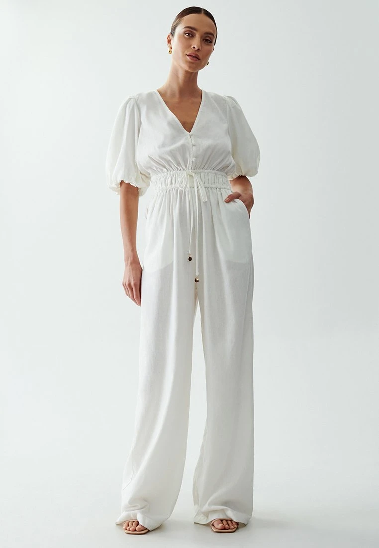 Proud - Mono - White 3 Proud - Mono - White