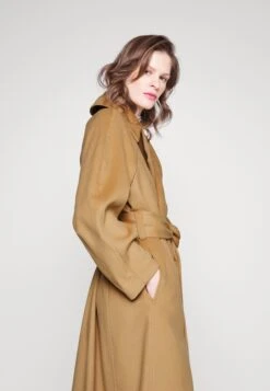 DRYKORN Alperton - Abrigo Clásico - Brown 13 DRYKORN Alperton - Abrigo Clásico - Brown -Tienda De Moda Femenina 7e2d27b3cce6433b8e515befee938120