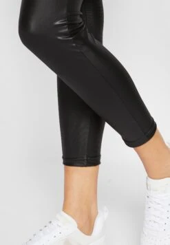 URBAN CLASSICS Leggings - Black -Tienda De Moda Femenina 7ee900b008b742efa53f9fcf7f056897