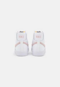 Nike Sportswear Blazer Mid 77 - Zapatillas Altas - White/Pink Oxford/Black/Summit White 11 Nike Sportswear Blazer Mid 77 - Zapatillas Altas - White/Pink Oxford/Black/Summit White -Tienda De Moda Femenina 8238a80767e8450b9ecc899605bdf462