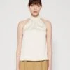 Selected Femme Slfrachelle Halter Neck - Top - Birch 1 Selected Femme Slfrachelle Halter Neck - Top - Birch -Tienda De Moda Femenina 84ad40c9b48f4676b1c1196c22083661