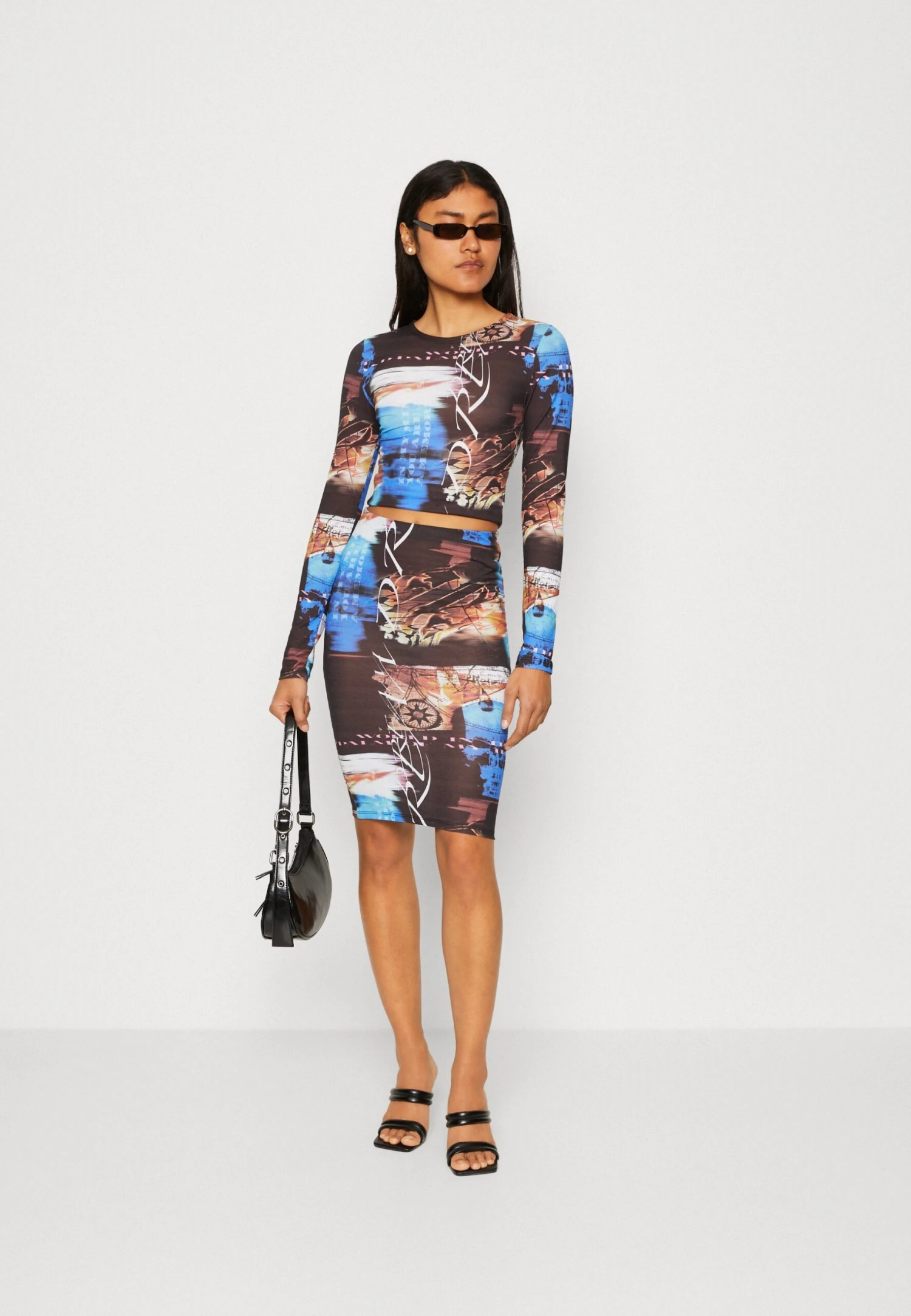 Jaded London Long Sleeve Tissue Scribble Dream Print - Camiseta De Manga Larga - Black 4 Jaded London Long Sleeve Tissue Scribble Dream Print - Camiseta De Manga Larga - Black - Imagen 2