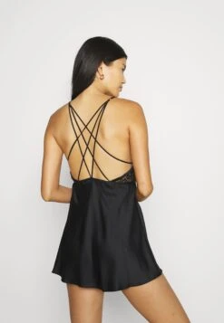 Ann Summers Ce Soir Chemise - Camisón - Black 11 Ann Summers Ce Soir Chemise - Camisón - Black -Tienda De Moda Femenina 86bea445b2024684b50df8f1bf7e6e2e