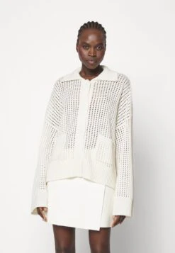 Holzweiler Tired Cardigan - Chaqueta De Punto - Ecru 12 Holzweiler Tired Cardigan - Chaqueta De Punto - Ecru -Tienda De Moda Femenina 8bb053774b004275be4dfe19b121149a