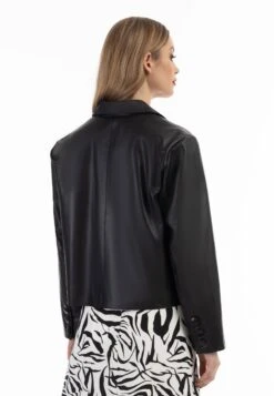 Faina Chaqueta De Cuero - Schwarz -Tienda De Moda Femenina 8fa37929a3954dee87a101f06a9457c5