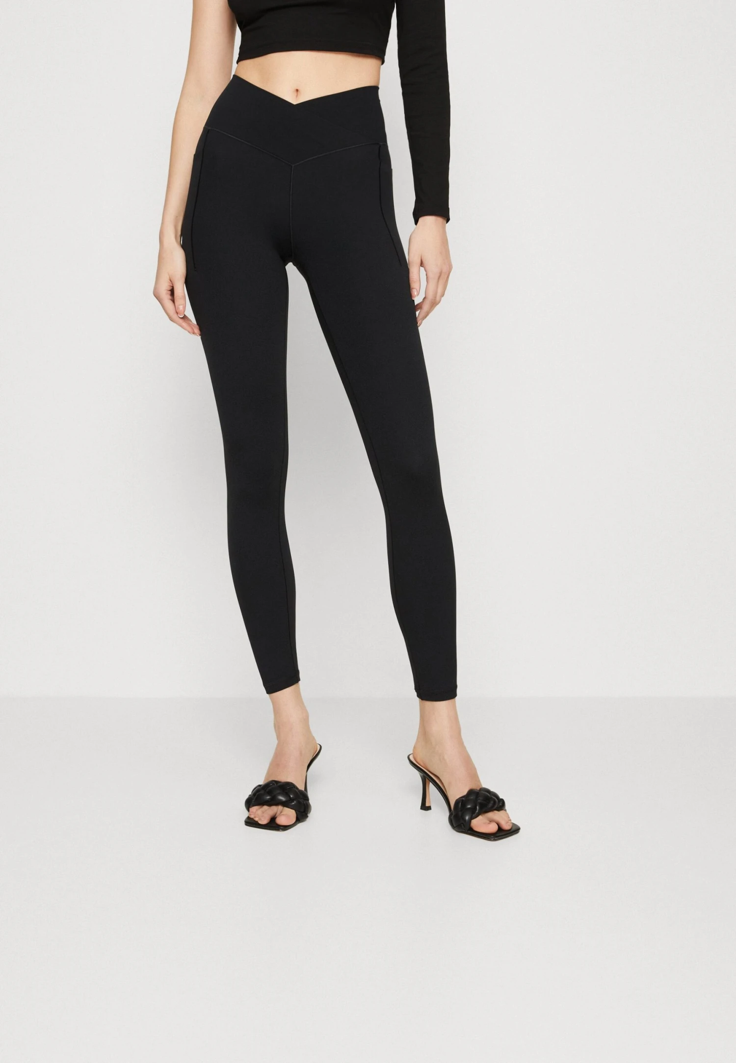 Aerie Leggings - True Black 3 Aerie Leggings - True Black