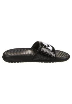 Nike Sportswear Benassi- Sandalias Planas - Black/White -Tienda De Moda Femenina 925aec24d90446a09d4d87399a7ec4f5