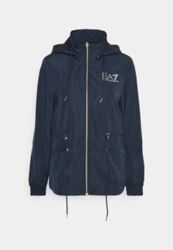 EA7 Emporio Armani Chaqueta Fina - Blue -Tienda De Moda Femenina 927a23821e424f42be4f0874753233ea